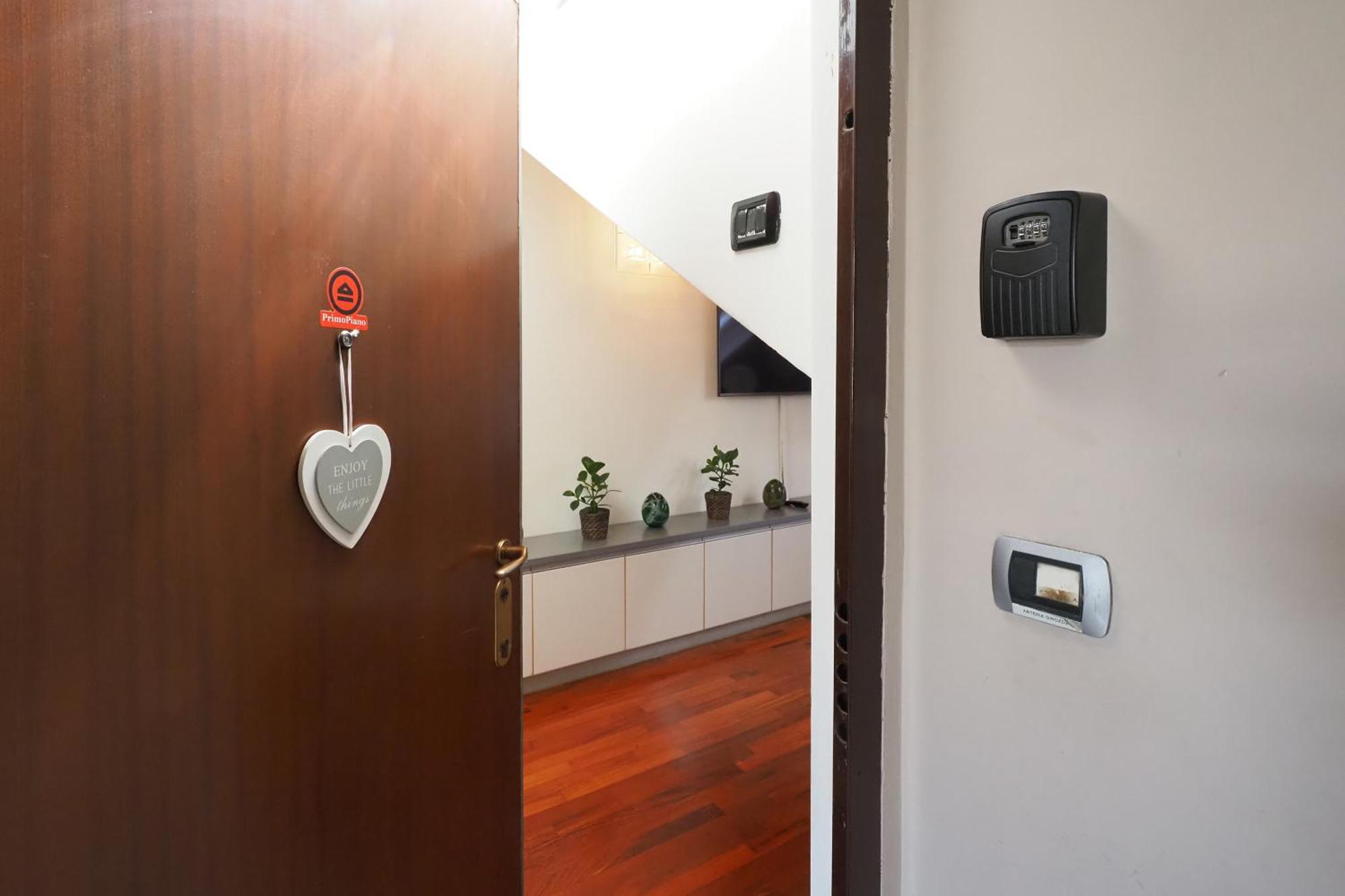 Primopiano - Savona 1 Apartment Milan Luaran gambar